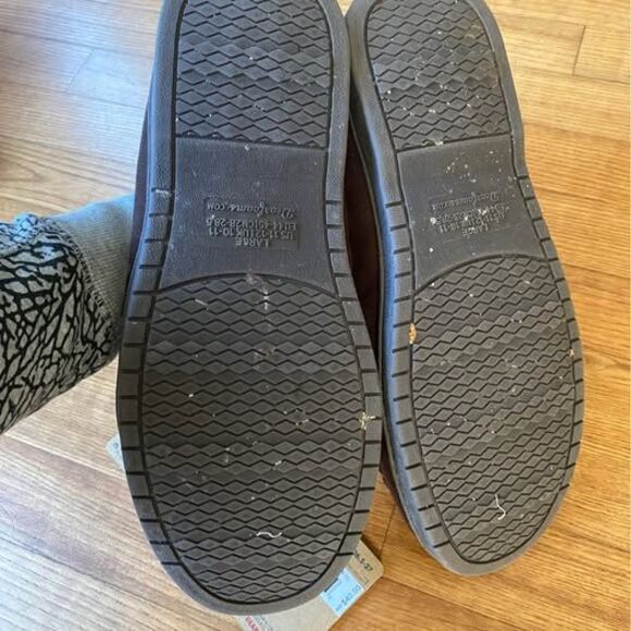 EUC Dearfoam slippers brown Men’s Lg 11/12 retail for $40 Gorpcore Loungewear